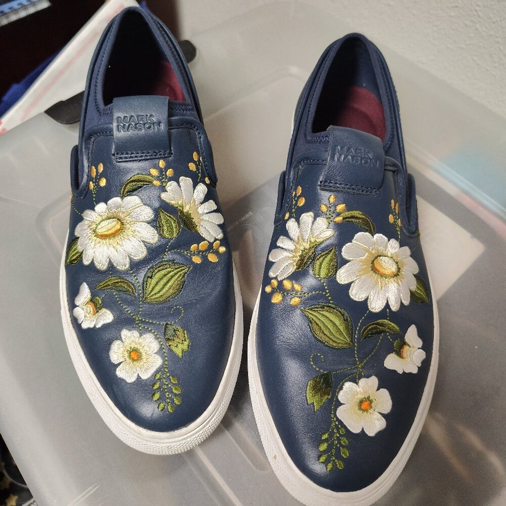 Mark Nason Floral Slip-On Sneakers sz 8